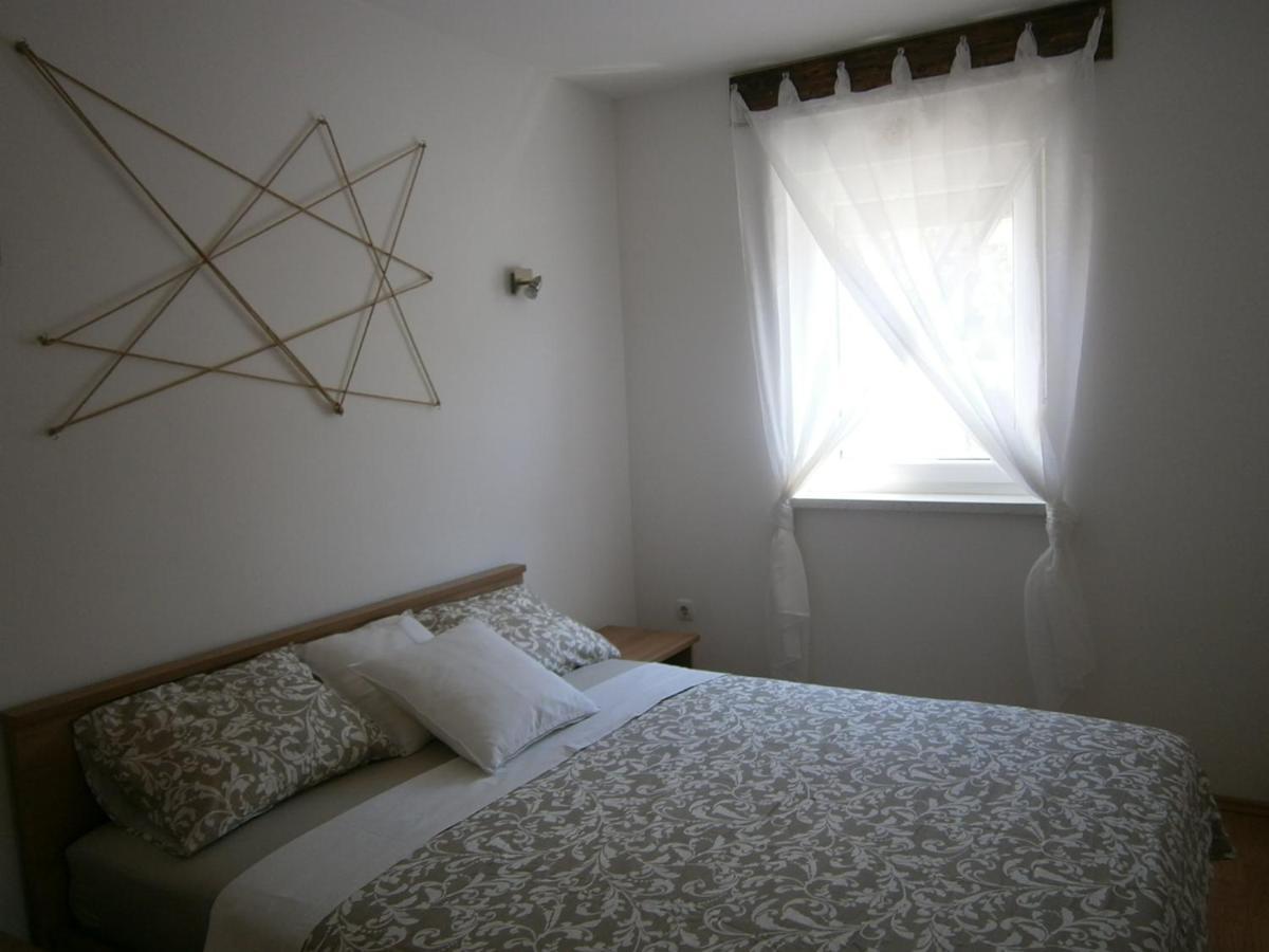 Zobic Family Apartments 拉布 外观 照片