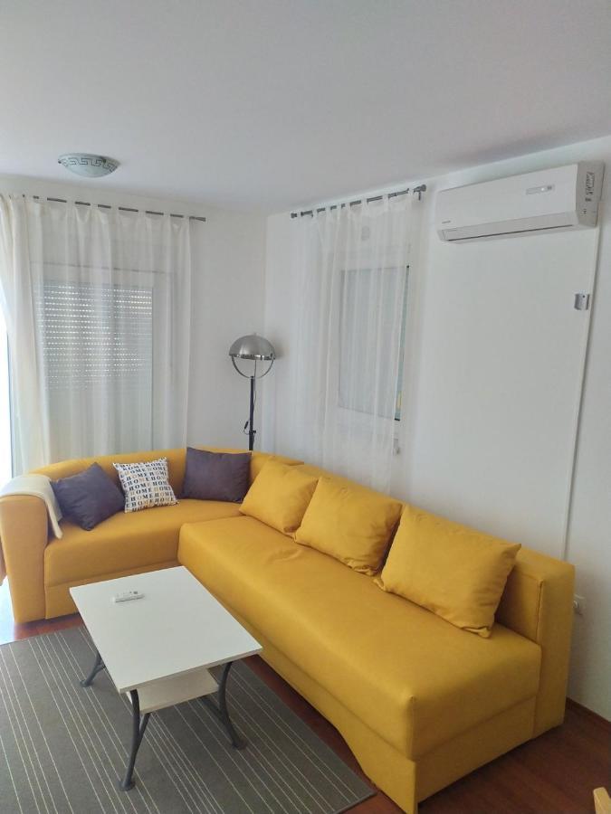 Zobic Family Apartments 拉布 外观 照片