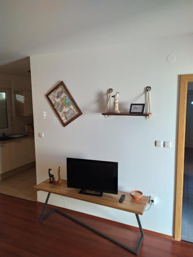 Zobic Family Apartments 拉布 外观 照片